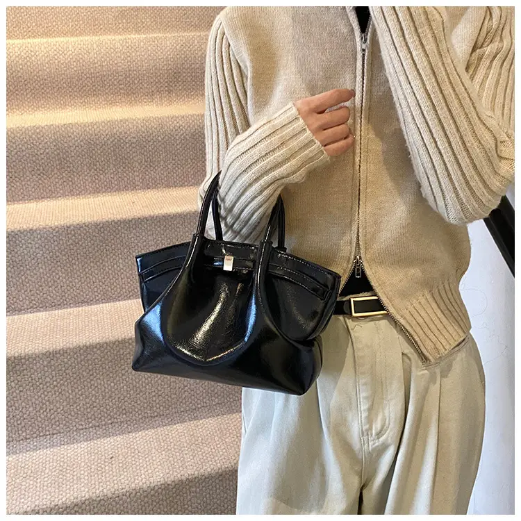 Black Crossbody Bag for Women Winter 2026 — feature 29