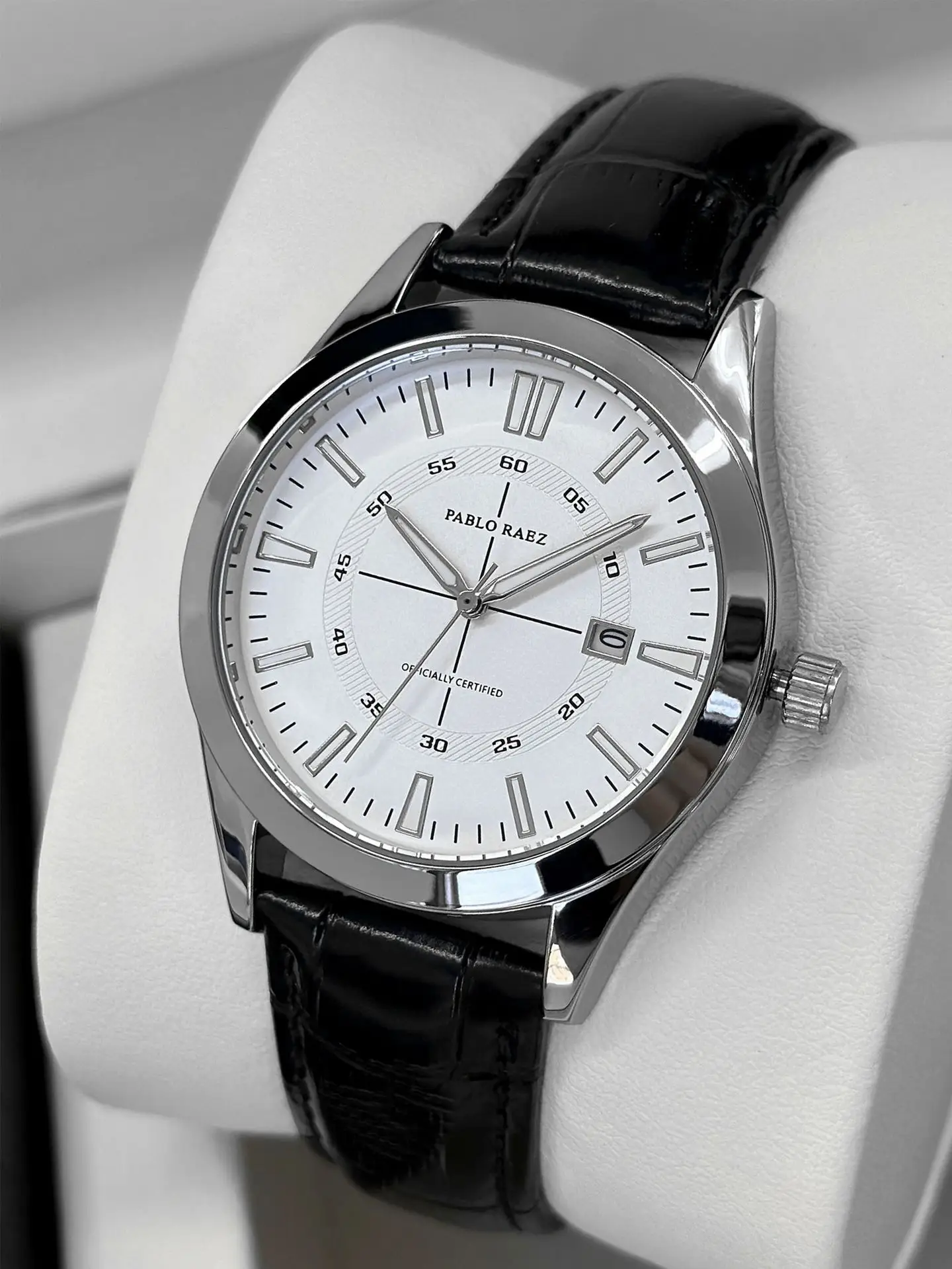 Men's Rhinestone Black Quartz Watch with Day/Date Display - Image 2