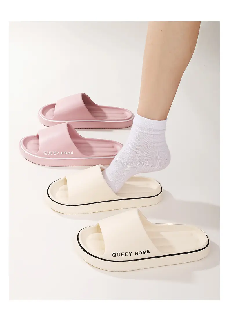 Women's Checkered Slippers Summer 2025 — feature 13