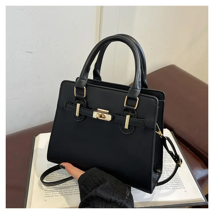 Black Women's Western-style Shoulder Bag with Gold Clasp