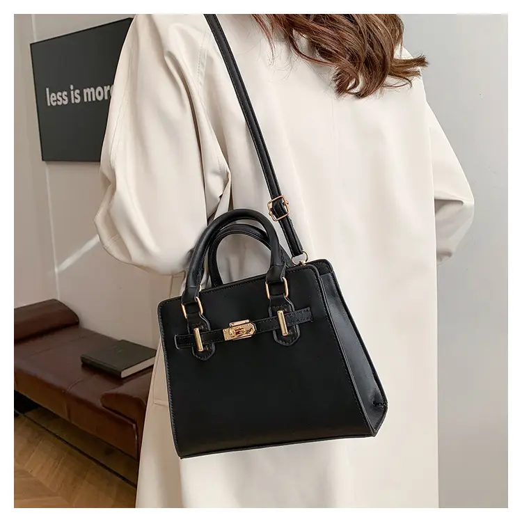 Black Women's Western-style Shoulder Bag with Gold Clasp — feature 15