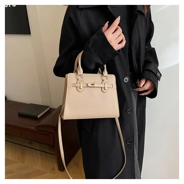 Black Women's Western-style Shoulder Bag with Gold Clasp — feature 16