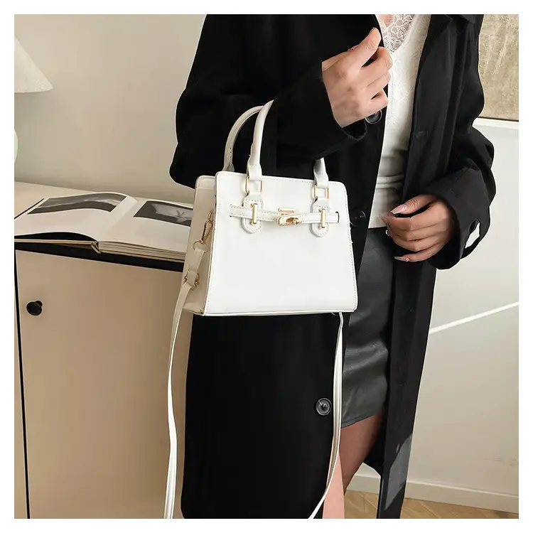 Black Women's Western-style Shoulder Bag with Gold Clasp — feature 22