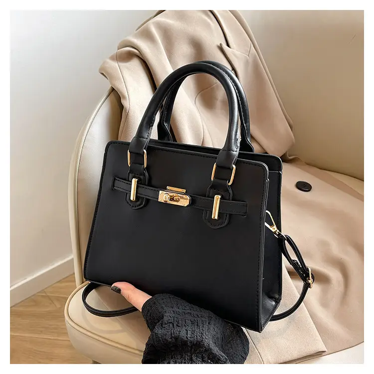 Black Women's Western-style Shoulder Bag with Gold Clasp