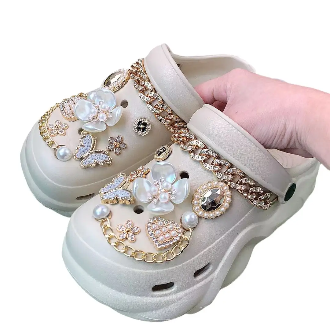 New cross-border cloud with EVA hole shoes four leaf flower love suit thick bottom 6cm summer wear sandals wholesale - Image 8