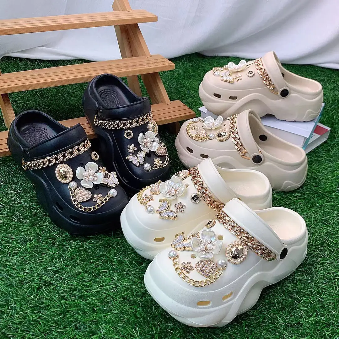 New cross-border cloud with EVA hole shoes four leaf flower love suit thick bottom 6cm summer wear sandals wholesale — feature 1