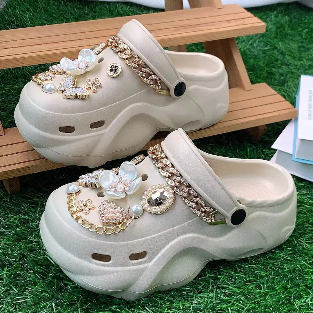 New cross-border cloud with EVA hole shoes four leaf flower love suit thick bottom 6cm summer wear sandals wholesale — feature 12