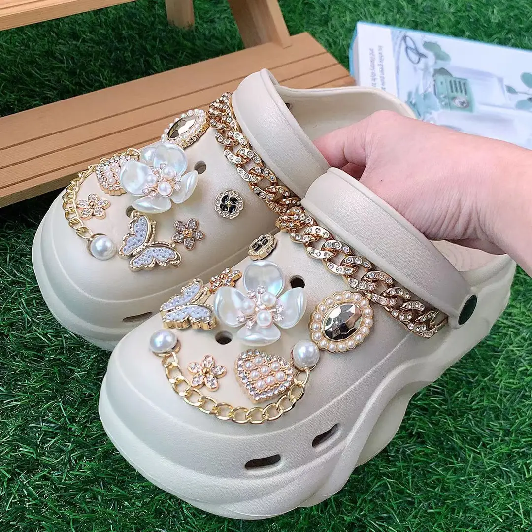 New cross-border cloud with EVA hole shoes four leaf flower love suit thick bottom 6cm summer wear sandals wholesale — feature 13