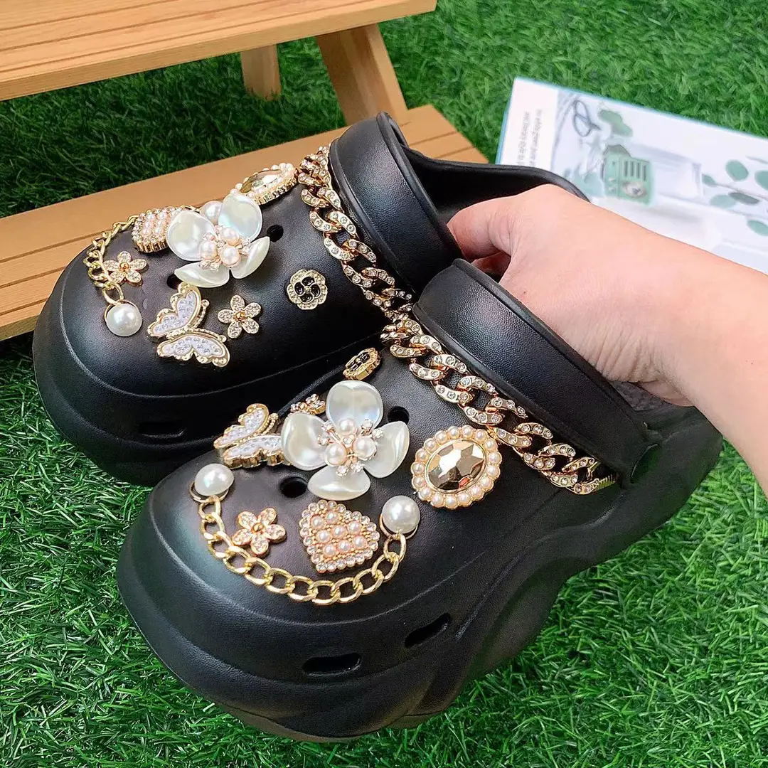 New cross-border cloud with EVA hole shoes four leaf flower love suit thick bottom 6cm summer wear sandals wholesale — feature 5