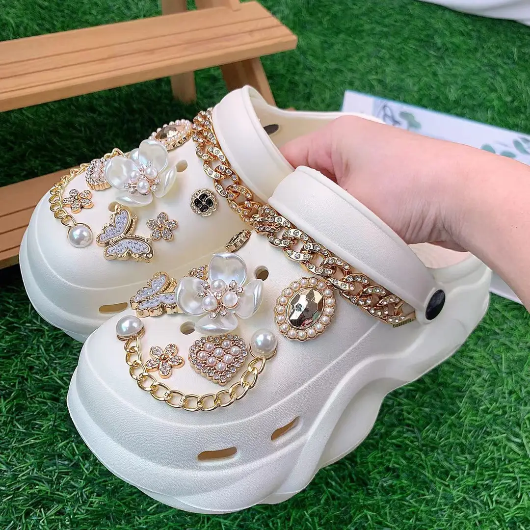 New cross-border cloud with EVA hole shoes four leaf flower love suit thick bottom 6cm summer wear sandals wholesale — feature 9