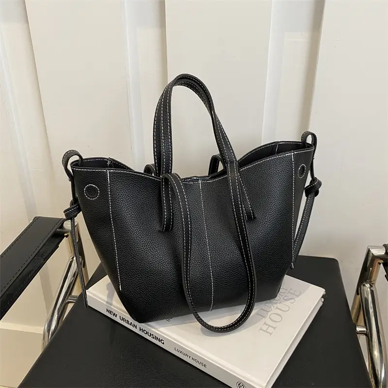 Women's Red Textured Shoulder Bag 2024 New Size - Image 7