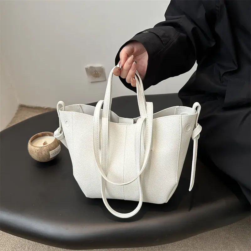 Women's Red Textured Shoulder Bag 2024 New Size - Image 8