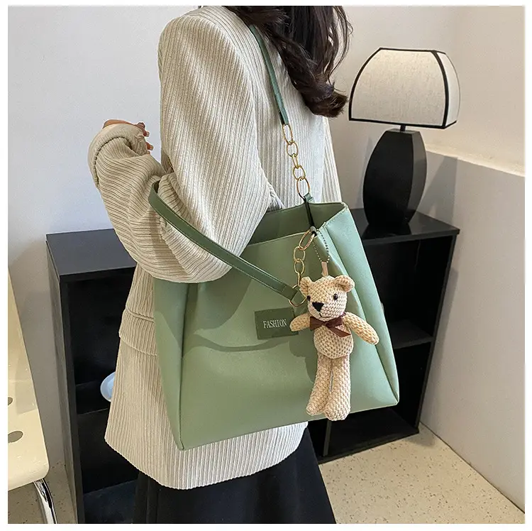 Women's Large Capacity Winter Shoulder Bag with Blue Strap — feature 14