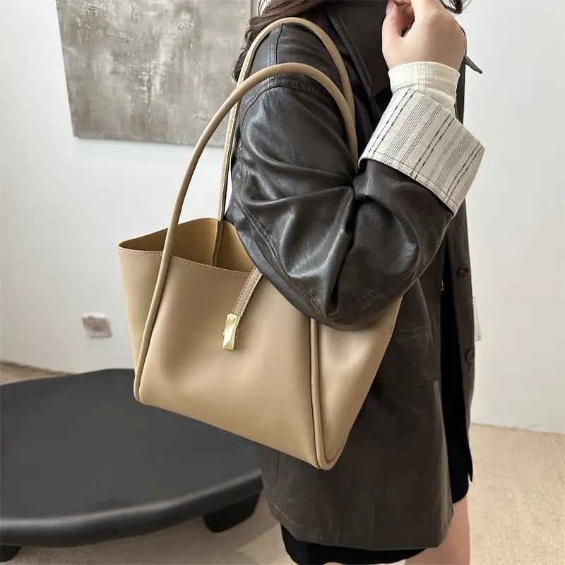 Vintage Textured Large Capacity Women's Tote Bag - Image 8