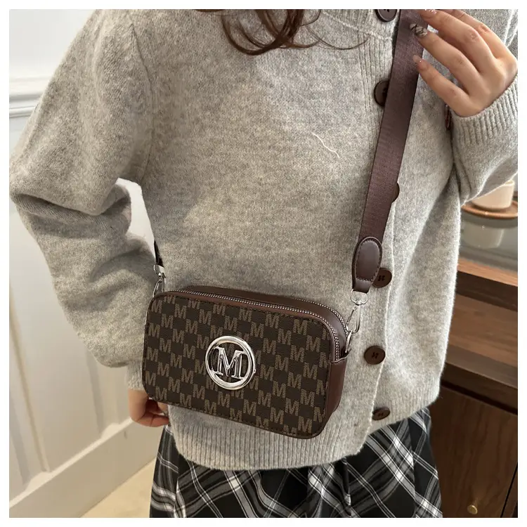 Black Women's Crossbody Shoulder Bag with Mon Logo — feature 13