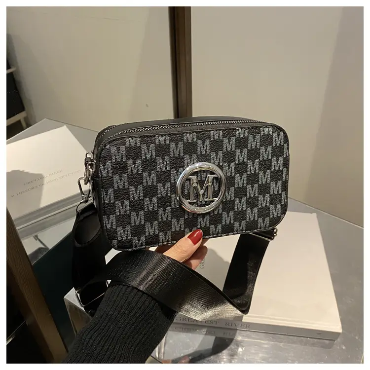 Black Women's Crossbody Shoulder Bag with Mon Logo — feature 17