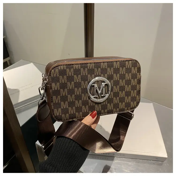 Black Women's Crossbody Shoulder Bag with Mon Logo — feature 19