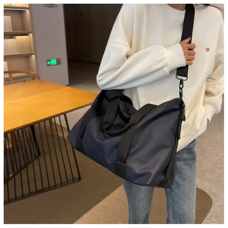 Large Capacity Travel Bag for Gym & Yoga Use — feature 30