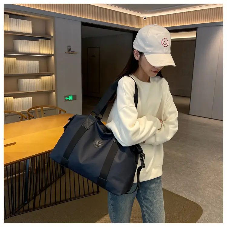 Large Capacity Travel Bag for Gym & Yoga Use — feature 38
