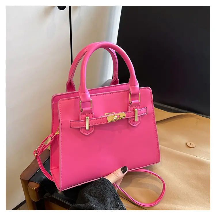 Black Retro Crossbody Bag for Women 2025 Spring Summer — feature 20