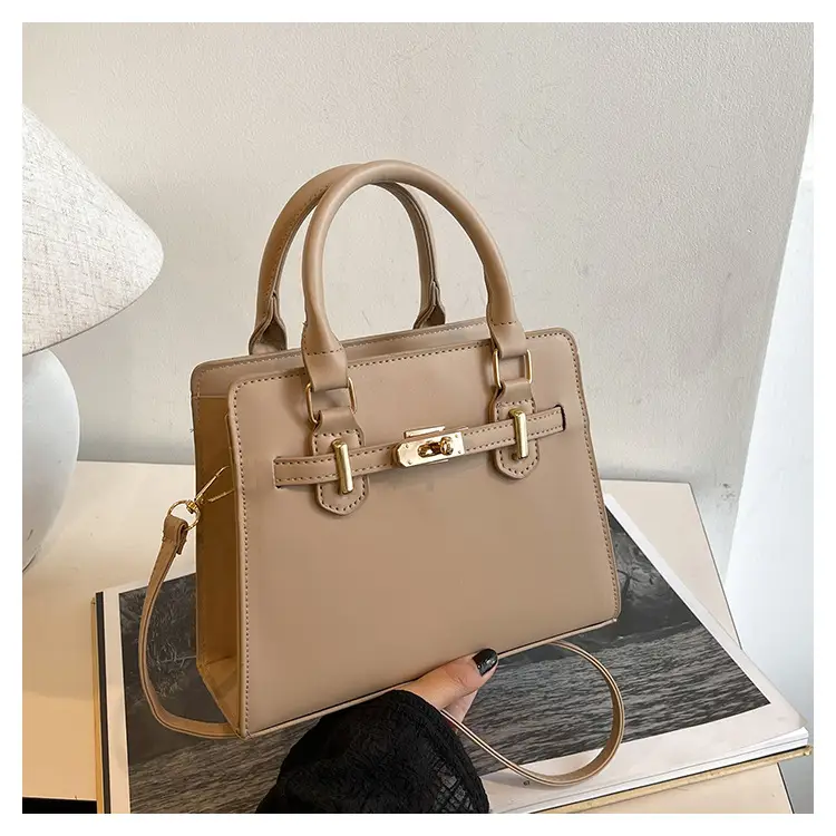 Black Retro Crossbody Bag for Women 2025 Spring Summer — feature 22