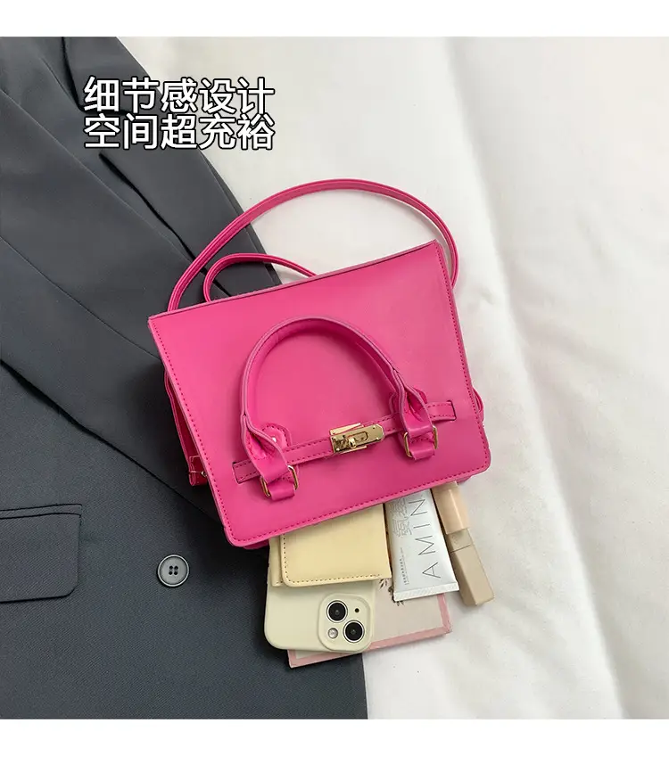 Black Retro Crossbody Bag for Women 2025 Spring Summer — feature 6