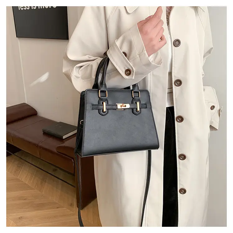 Black Retro Crossbody Bag for Women 2025 Spring Summer — feature 8