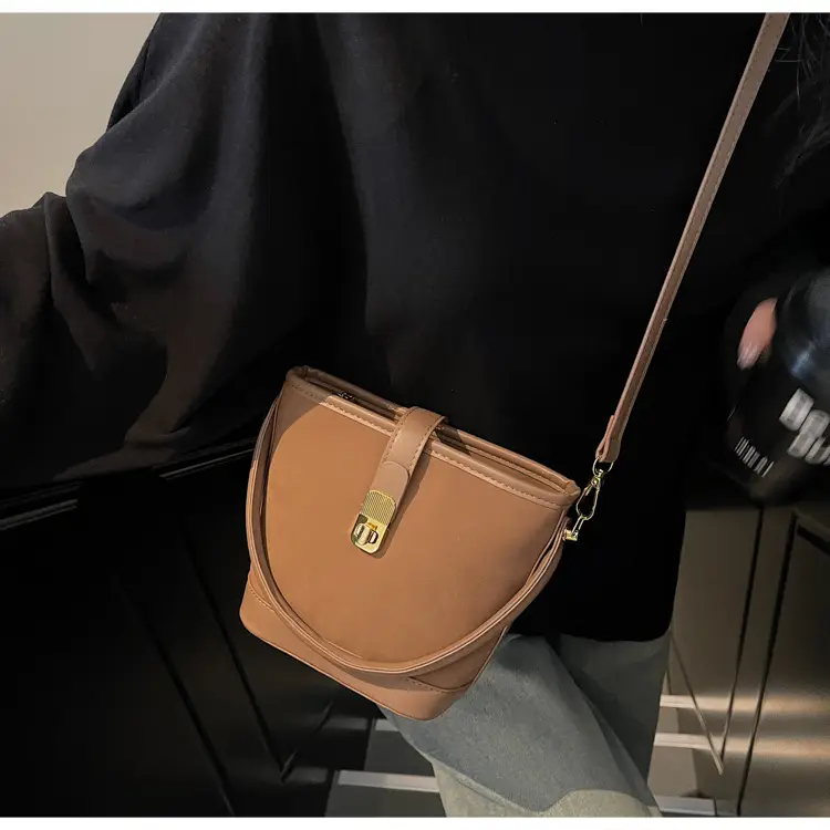 Women's White Shoulder Bag Large Capacity 2025 Trendy — feature 22