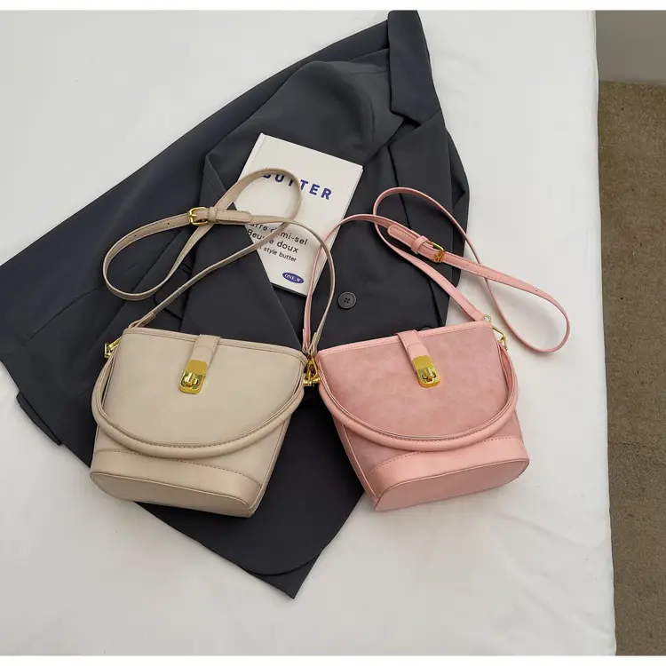 Women's White Shoulder Bag Large Capacity 2025 Trendy — feature 40
