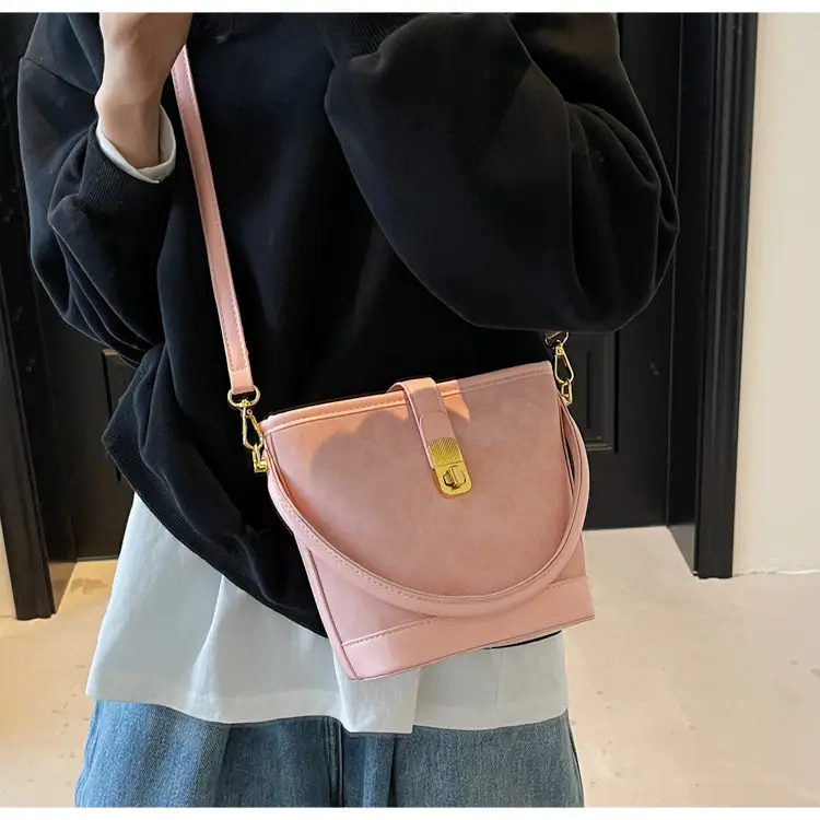Retro Handheld Bucket Bag Women Brown 2025 — feature 18