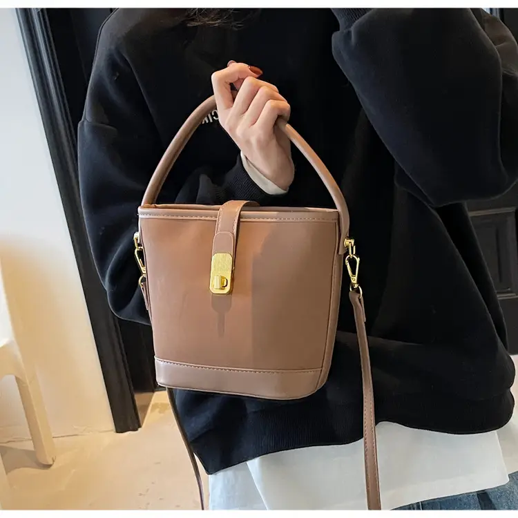 Retro Handheld Bucket Bag Women Brown 2025 — feature 23