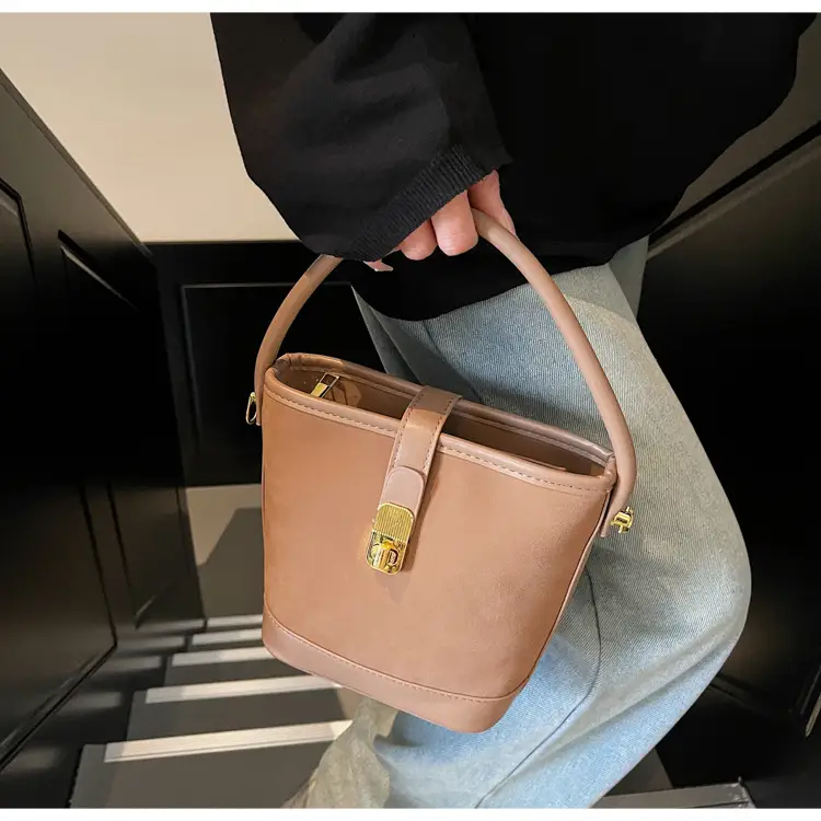 Retro Handheld Bucket Bag Women Brown 2025 — feature 28