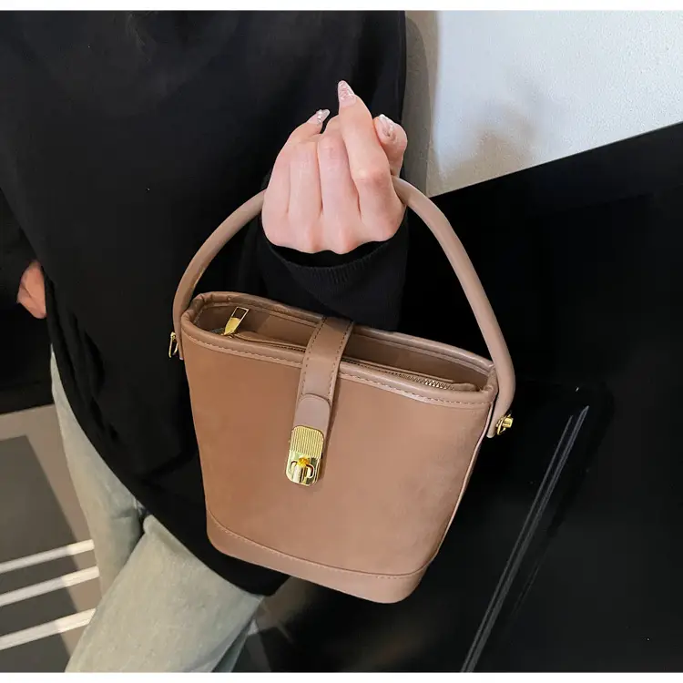 Retro Handheld Bucket Bag Women Brown 2025 — feature 29