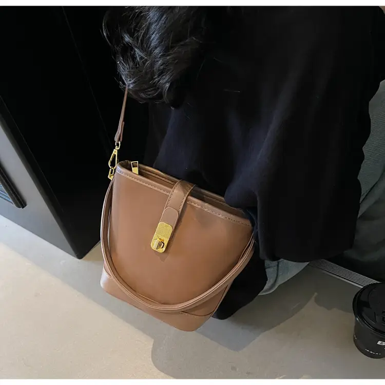 Retro Handheld Bucket Bag Women Brown 2025 — feature 35