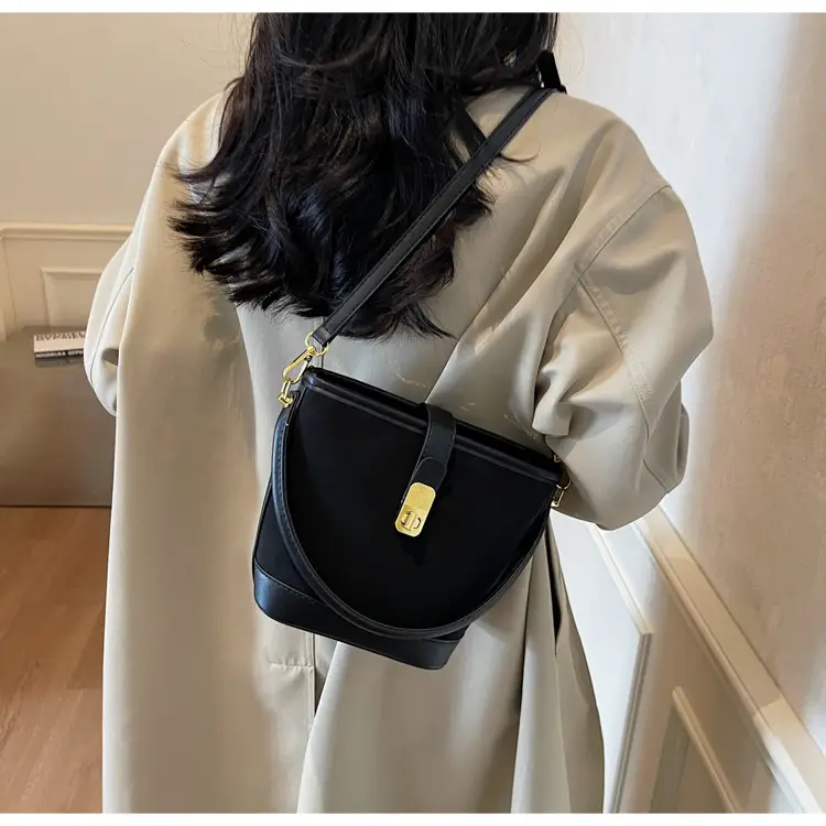 Retro Handheld Bucket Bag Women Brown 2025 — feature 45