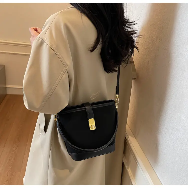 Retro Handheld Bucket Bag Women Brown 2025 — feature 48