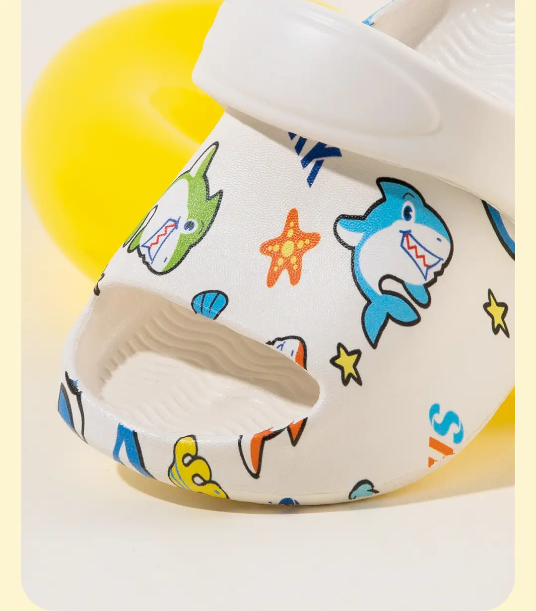 Summer new children's slippers wholesale printed shark baby boys indoor and outdoor wear-resistant children's light hole shoes — feature 9
