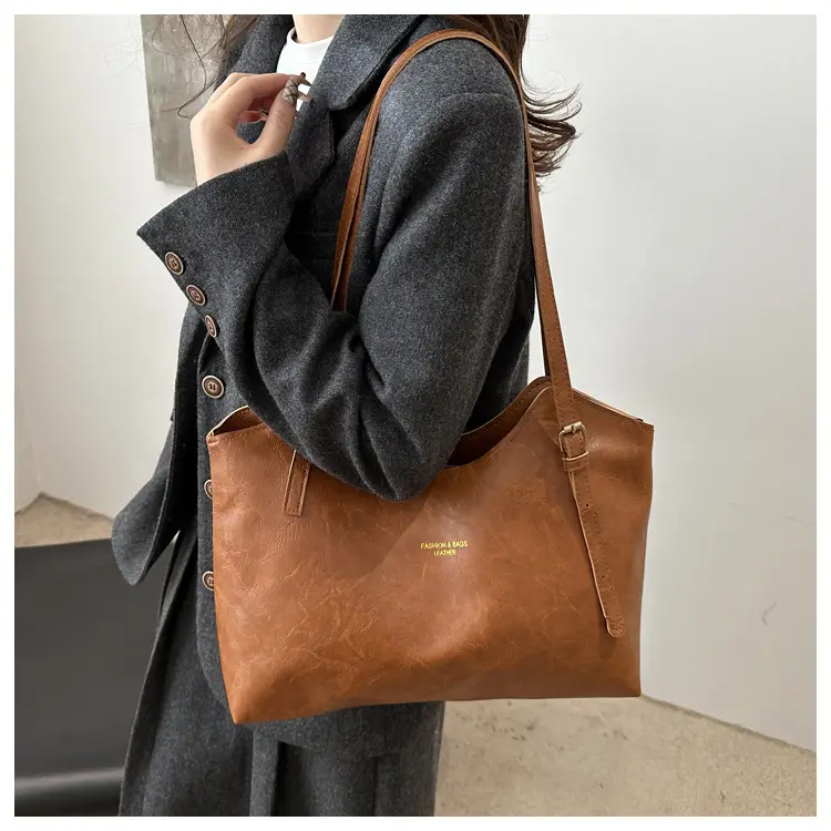 Women's Large Capacity Tote Bag Beige Canvas Winter 2024 — feature 10