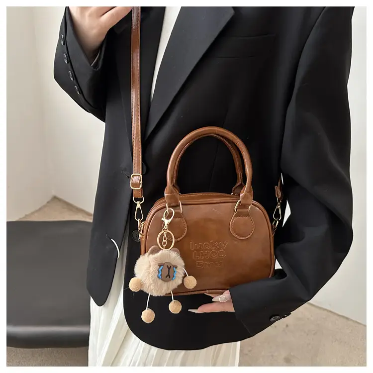 2024 Winter New Niche Retro Square Bag Shoulder Crossbody Brown — feature 9
