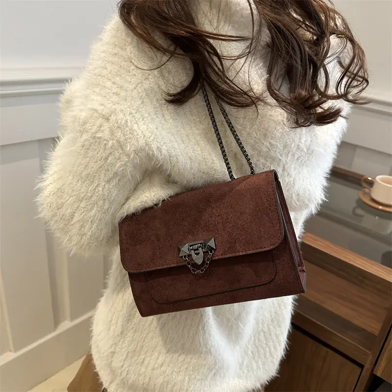 Frosted Vintage Chain Shoulder Bag Women's Brown — feature 27