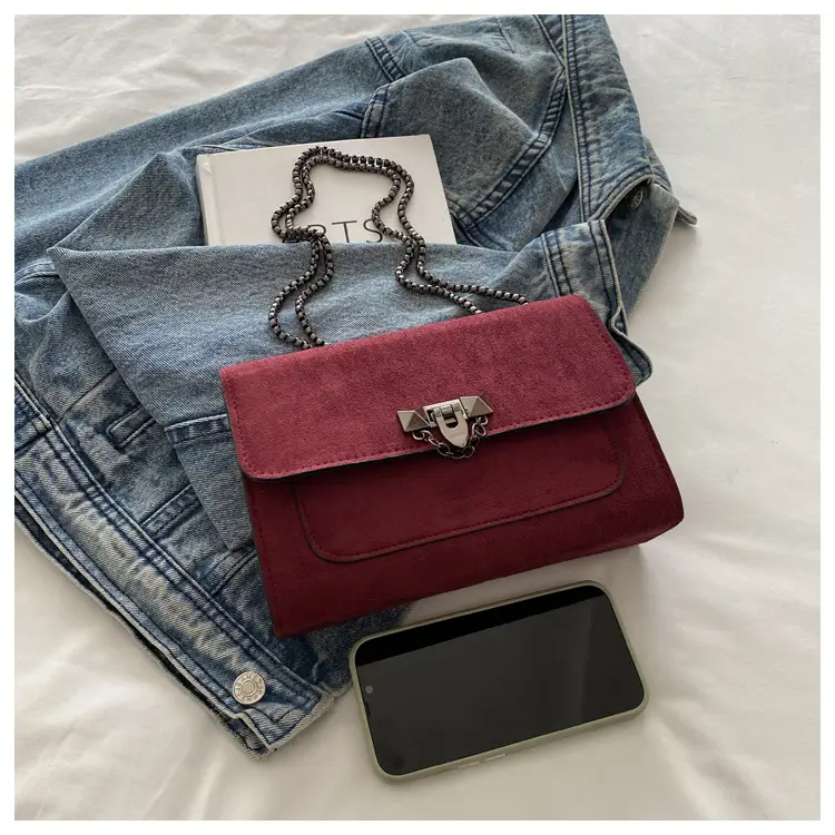 Frosted Vintage Chain Shoulder Bag Women's Brown — feature 5