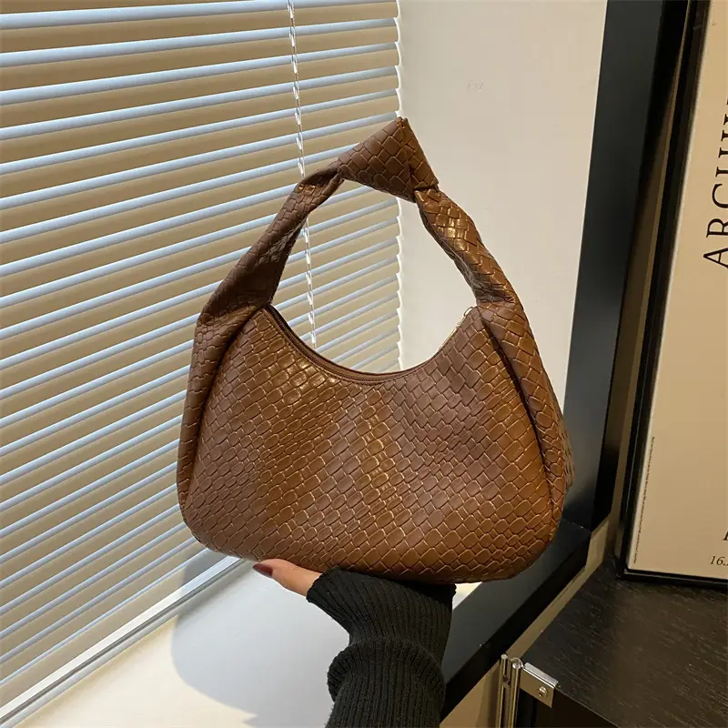 White Woven Shoulder Bag for Women 2025