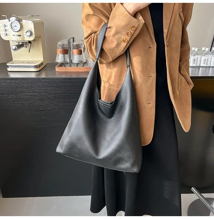Brown Leather Shoulder Bag for Women Large Capacity 2024 — feature 20