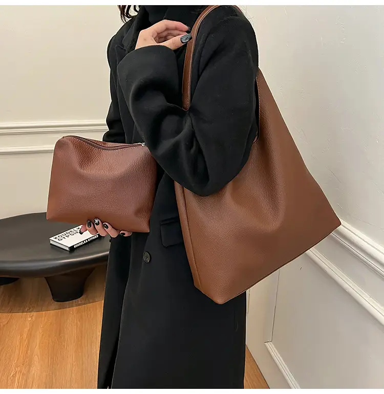 Brown Leather Shoulder Bag for Women Large Capacity 2024 — feature 6