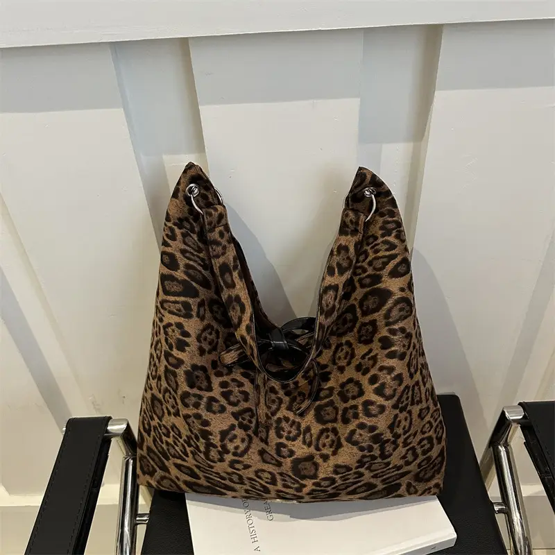 Leopard Tote Bag Large Capacity Casual Shoulder Underarm - Image 6