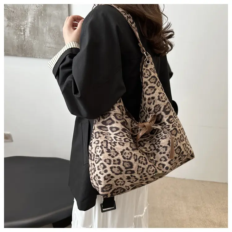 Leopard Tote Bag Large Capacity Casual Shoulder Underarm — feature 10