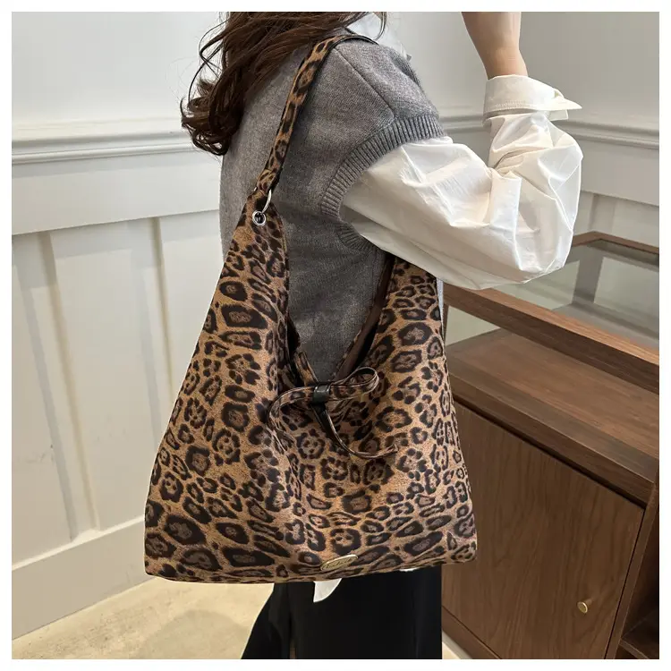 Leopard Tote Bag Large Capacity Casual Shoulder Underarm — feature 14