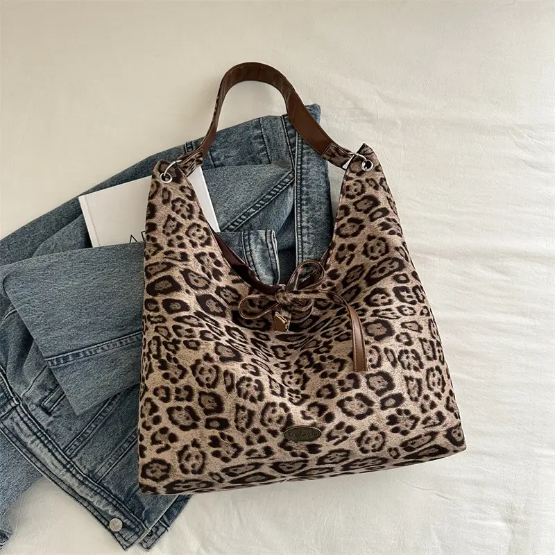 Leopard Tote Bag Large Capacity Casual Shoulder Underarm - Image 2