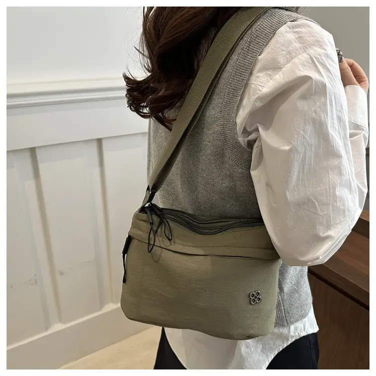 Women's 2024 Winter Shoulder Bag Black Lightweight Crossbody — feature 14