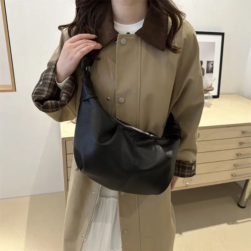 2024 Korean Style Shoulder Bag Large Capacity Black - Image 5